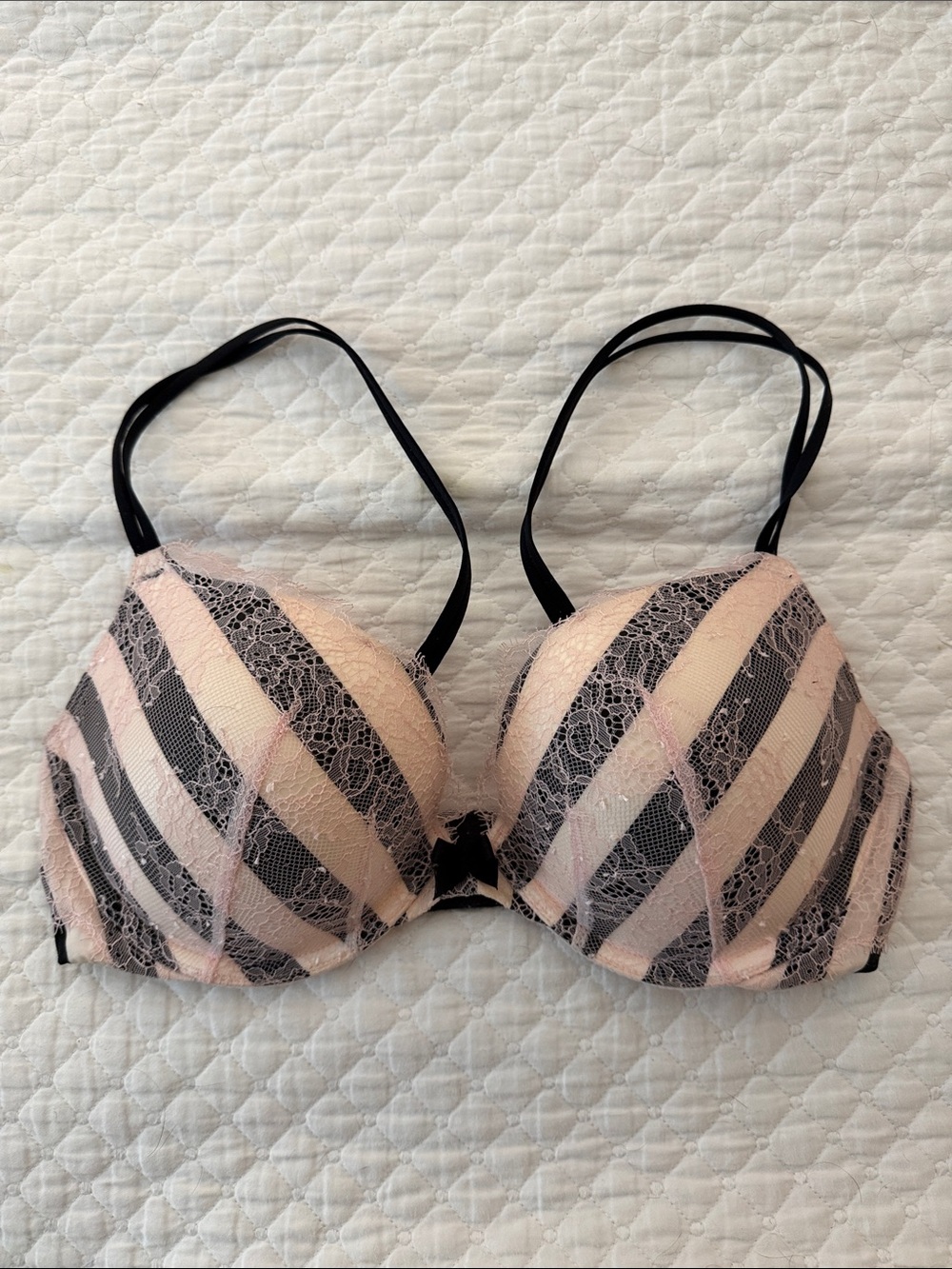 VS very sexy push up Women's Pink and Black Lace Push-Up Bra